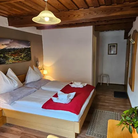 Gasthof-pension Alt Kirchheim Guest house Bad Kleinkirchheim