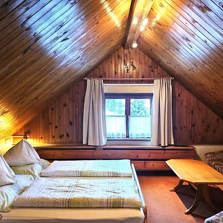 Gasthof-pension Alt Kirchheim Gasthuis 3*