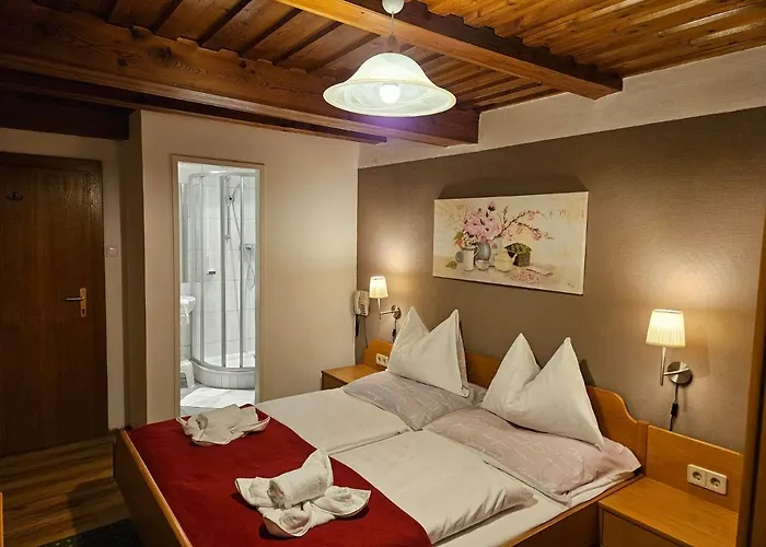 Gasthof-pension Alt Kirchheim