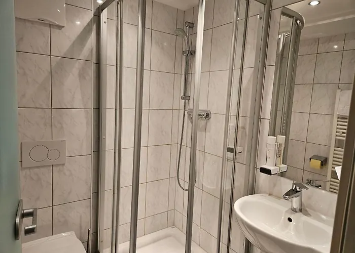 Гостьовий будинок Gasthof-pension Alt Kirchheim